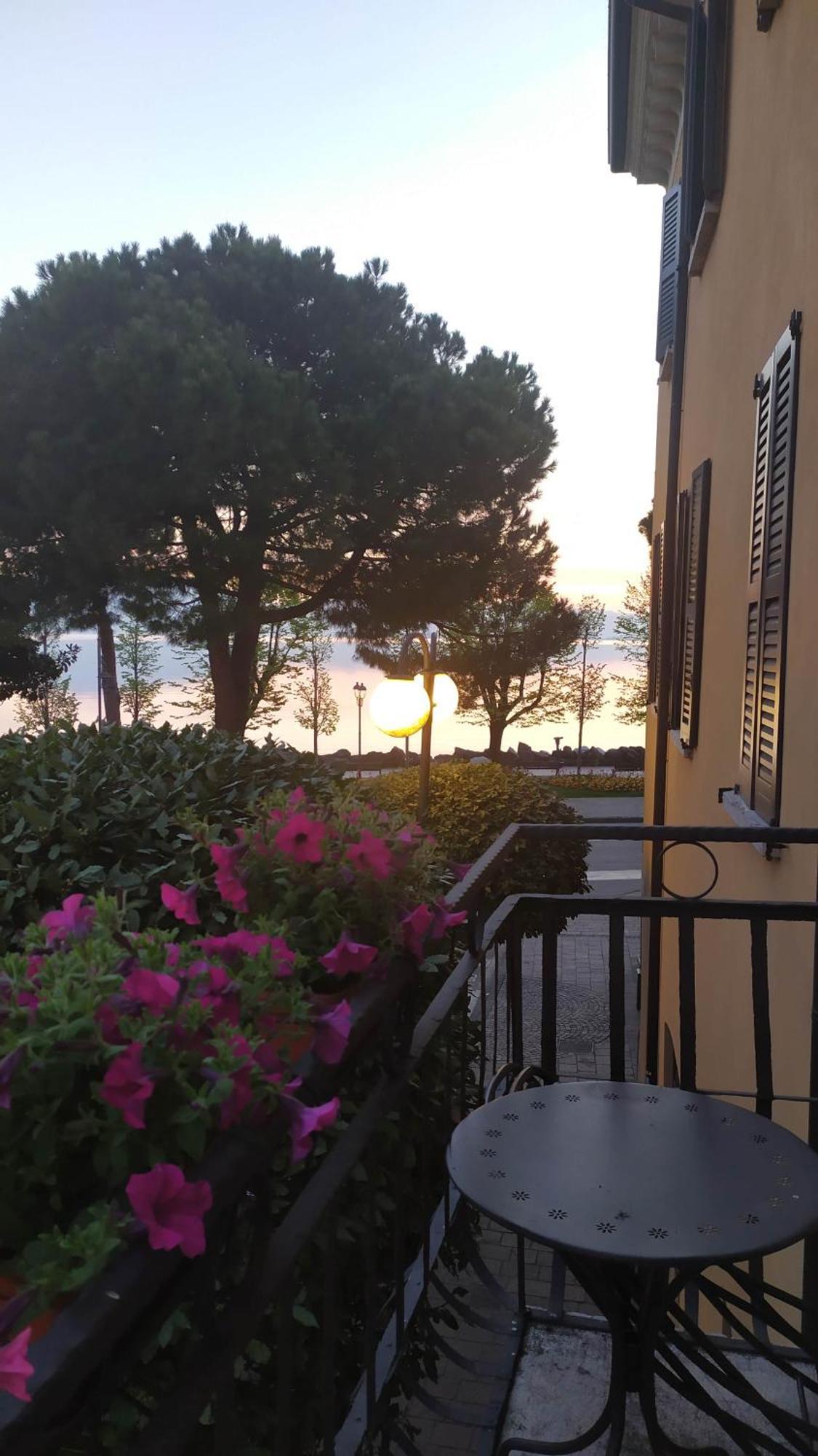 Corte Trento Desenzano del Garda Eksteriør bilde